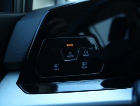 Volkswagen Golf - 2021