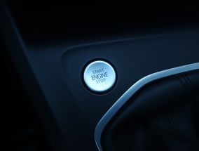 Volkswagen Golf - 2021