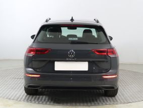 Volkswagen Golf - 2021