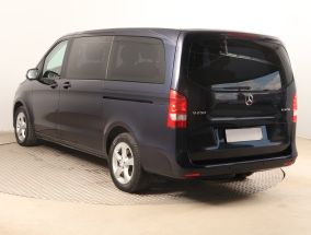 Mercedes-Benz V - 2015