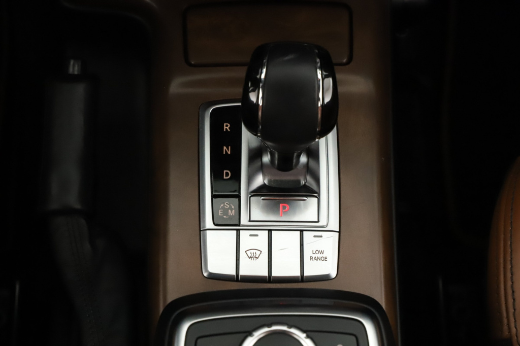 Mercedes-Benz G