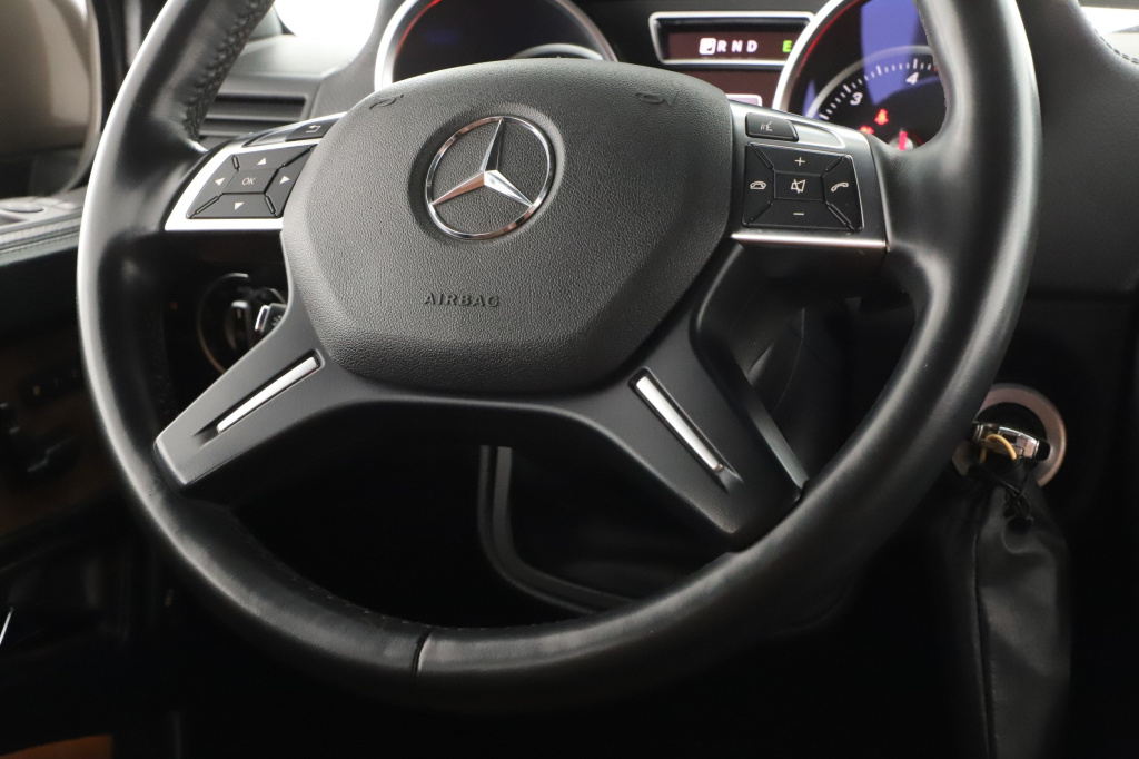 Mercedes-Benz G