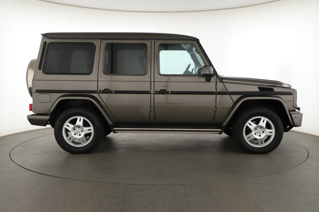 Mercedes-Benz G