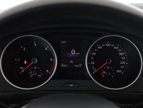Volkswagen Tiguan - 2020