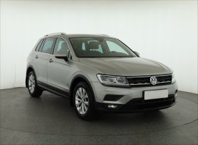 Volkswagen Tiguan - 2020