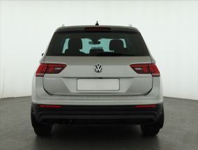 Volkswagen Tiguan - 2020