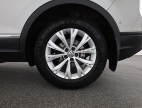 Volkswagen Tiguan - 2020