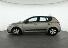 Kia Ceed - 2010