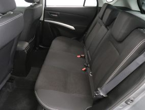 Suzuki SX4 S-Cross - 2020