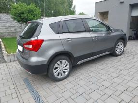 Suzuki SX4 S-Cross - 2020