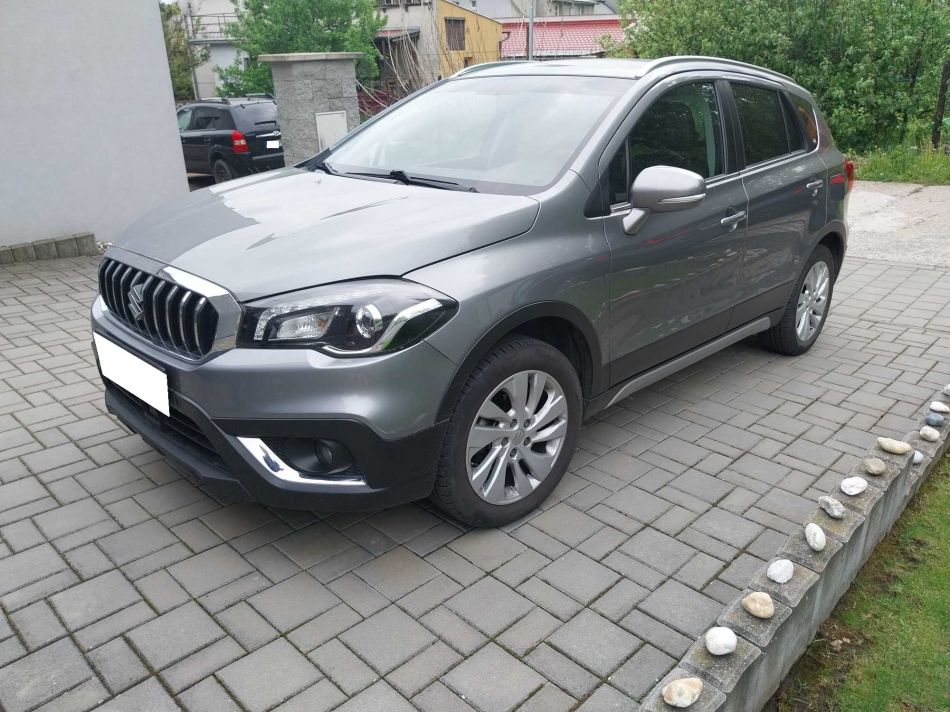 Suzuki SX4 S-Cross - 2020