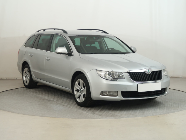 Škoda Superb, 2012