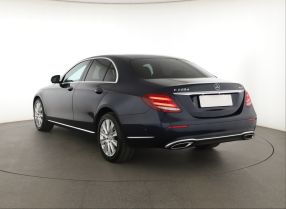 Mercedes-Benz E - 2017