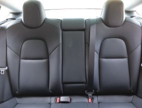 Tesla Model 3 - 2021