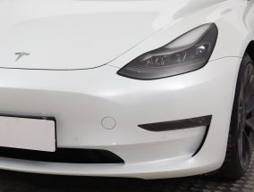 Tesla Model 3 - 2021