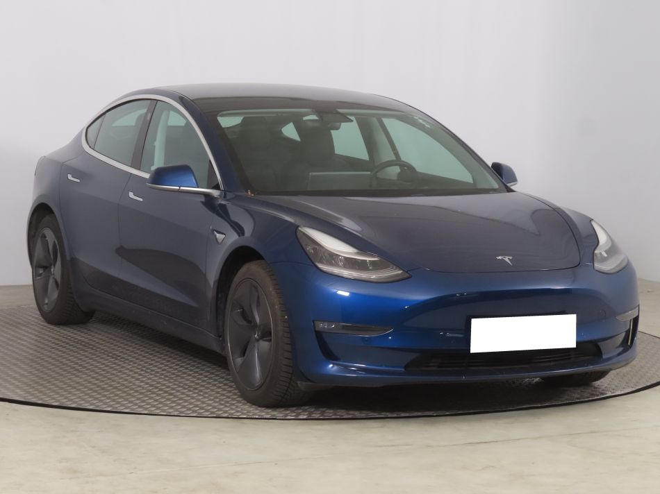 Tesla Model 3 - 2019