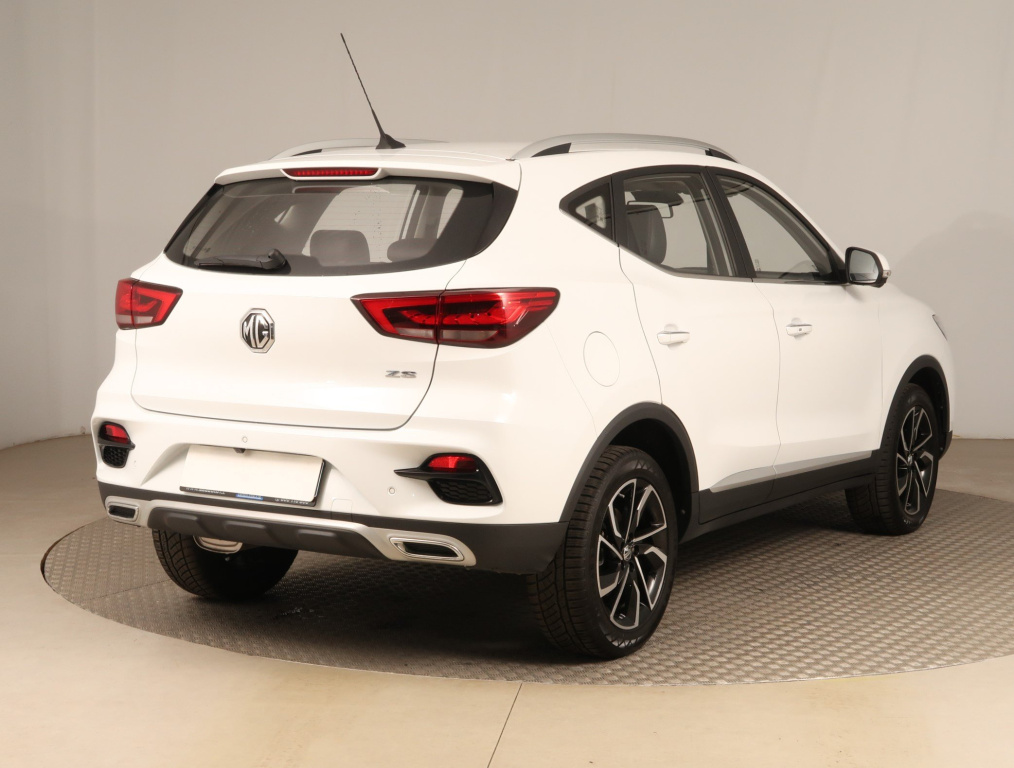 MG ZS SUV
