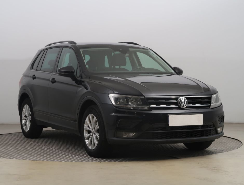 Volkswagen Tiguan - 2017