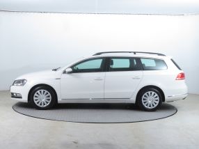 Volkswagen Passat - 2011