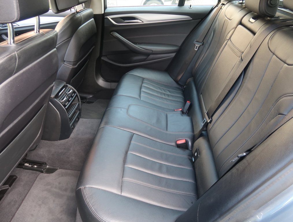 BMW 5