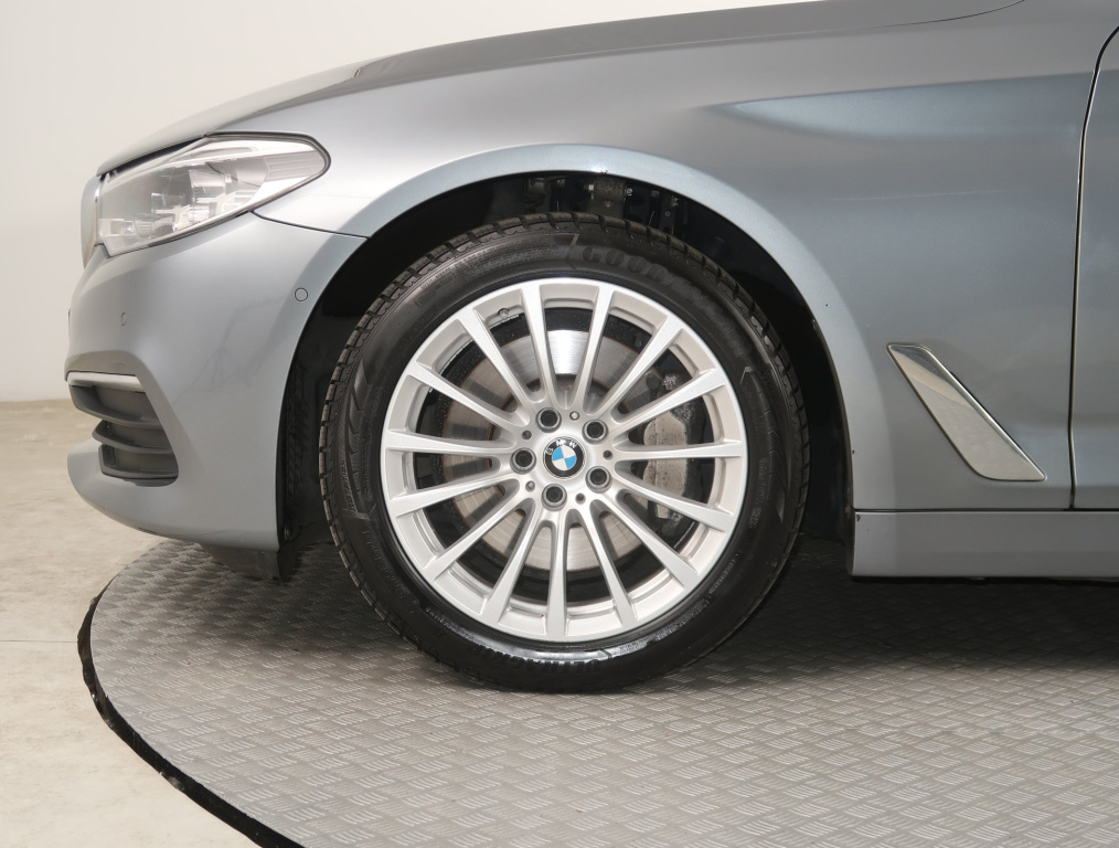BMW 5