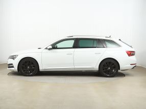 Skoda Superb - 2021