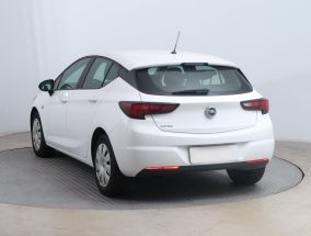 Opel Astra - 2016