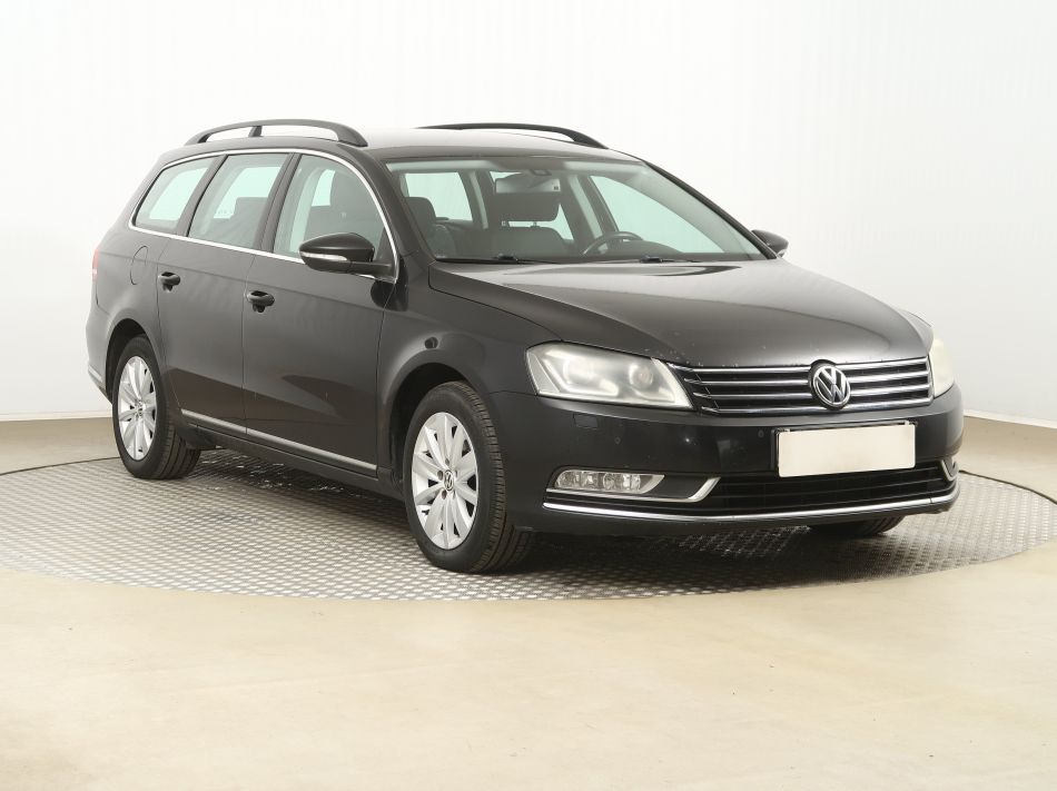 Volkswagen Passat - 2012