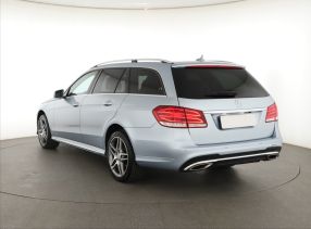 Mercedes-Benz E - 2013