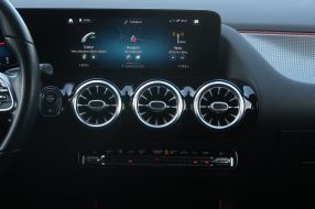 Mercedes-Benz B - 2020