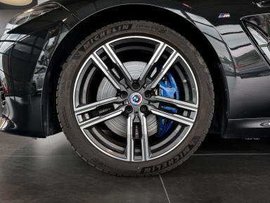 BMW 8 - 2022