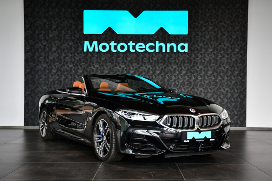 BMW 8
