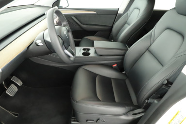 Tesla Model Y - 2023
