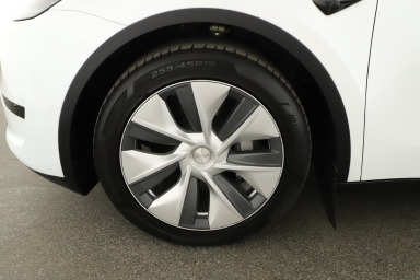Tesla Model Y - 2023