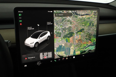 Tesla Model Y - 2023