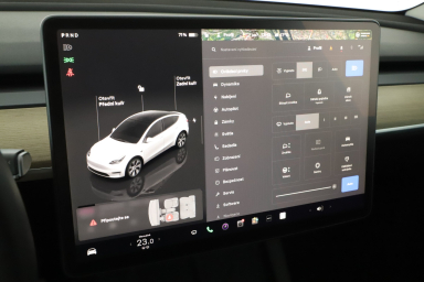 Tesla Model Y - 2023