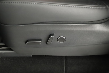 Tesla Model Y - 2023