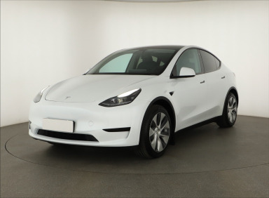 Tesla Model Y - 2023