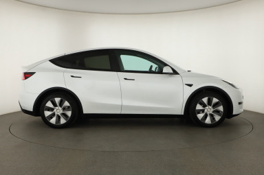 Tesla Model Y - 2023