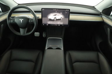 Tesla Model Y - 2023