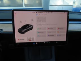 Tesla Model 3 - 2021