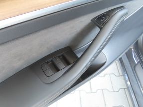 Tesla Model 3 - 2021