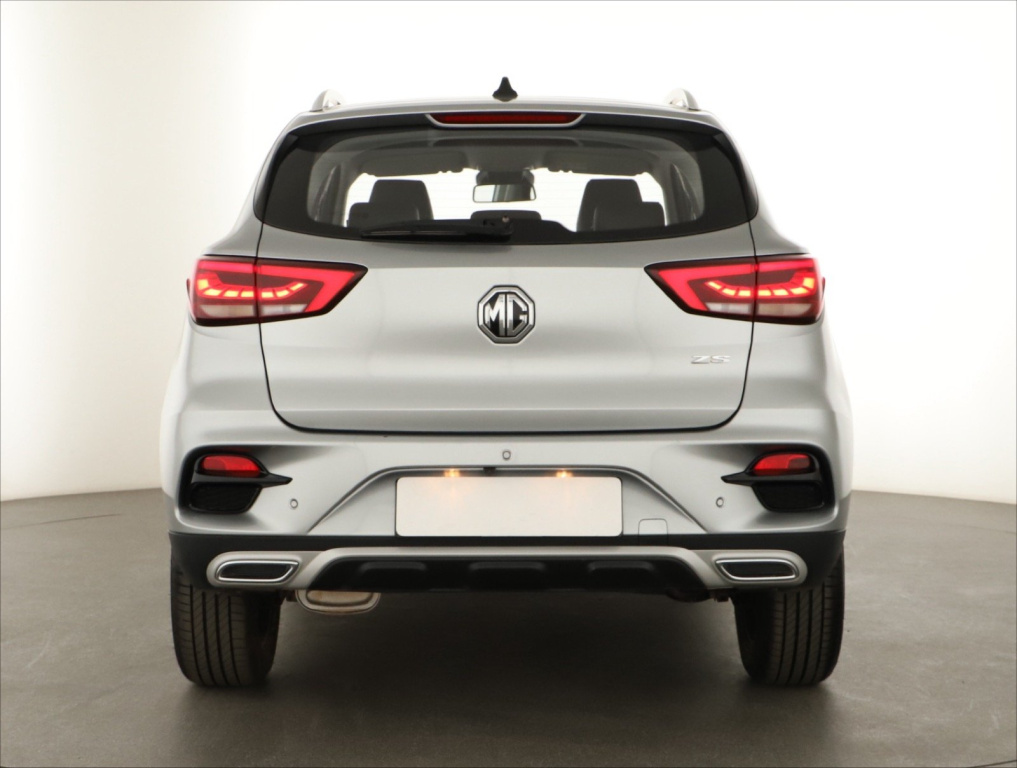 MG ZS SUV