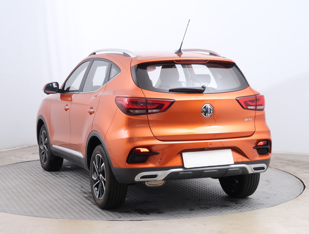 MG ZS SUV