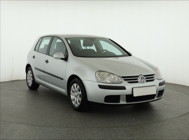 Volkswagen Golf 2004