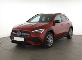 Mercedes-Benz GLA - 2022