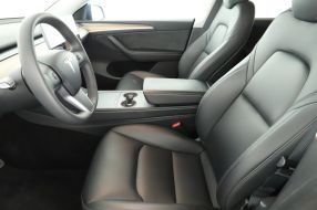 Tesla Model Y - 2022