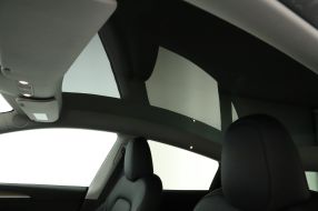 Tesla Model Y - 2022