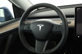 Tesla Model Y - 2022