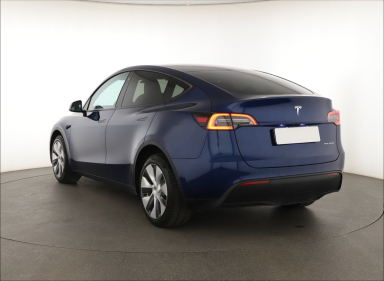 Tesla Model Y - 2022